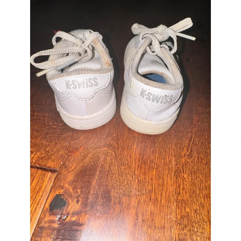 K-Swiss Classic VN Low White Leather Infant Sneakers Size 6 25612-101-M